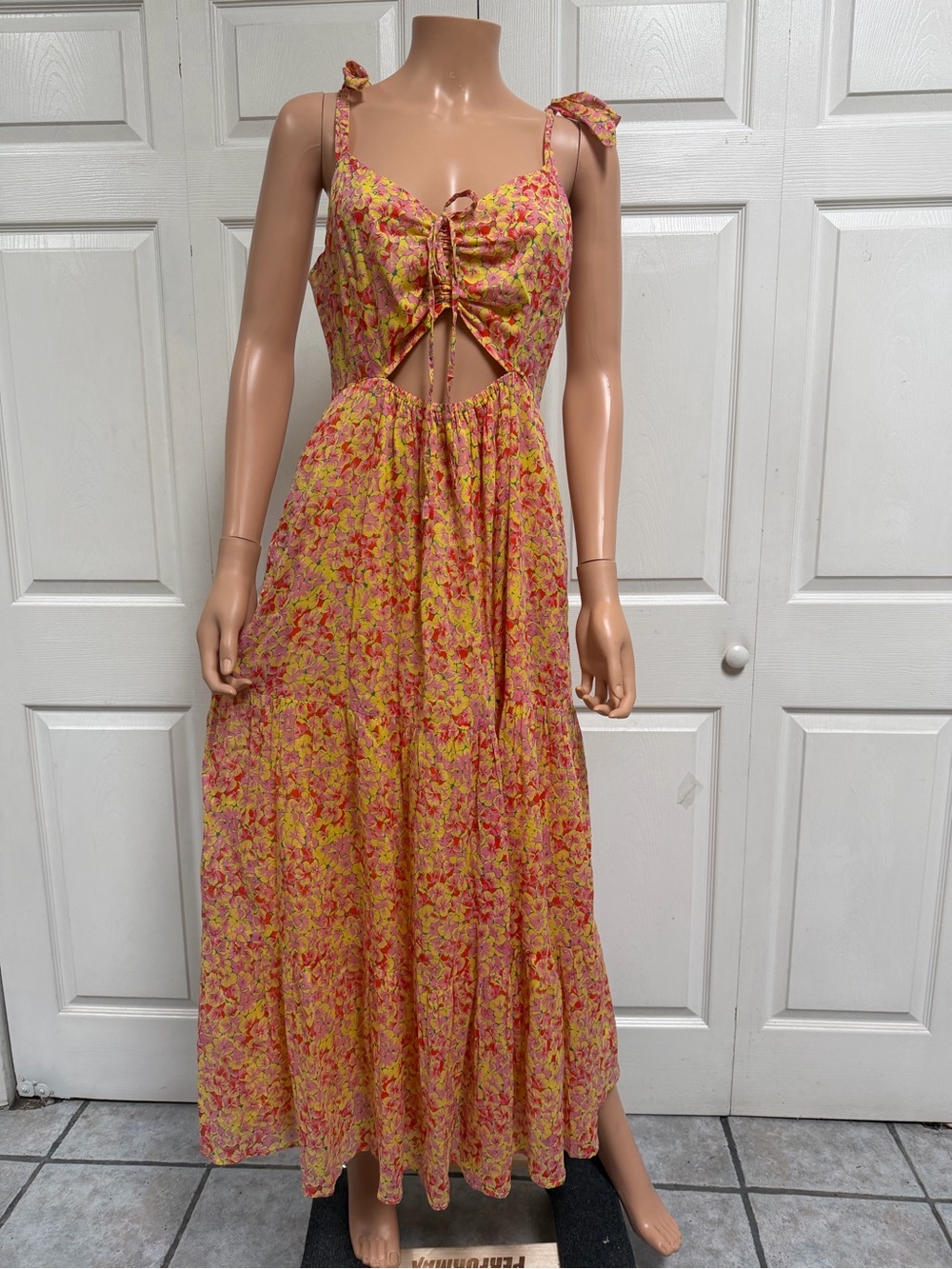 Banjanan Pink and Yellow Floral Tie-Front Maxi Dress Women’s Size Small - Picture 9 of 15